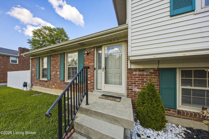 6913 Bellcrest Ct, Louisville, KY 40291