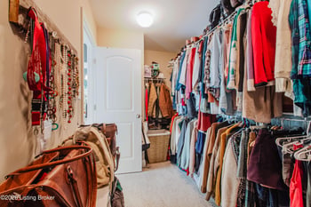 6913 Franklin Farmer Way, Louisville, KY 40229