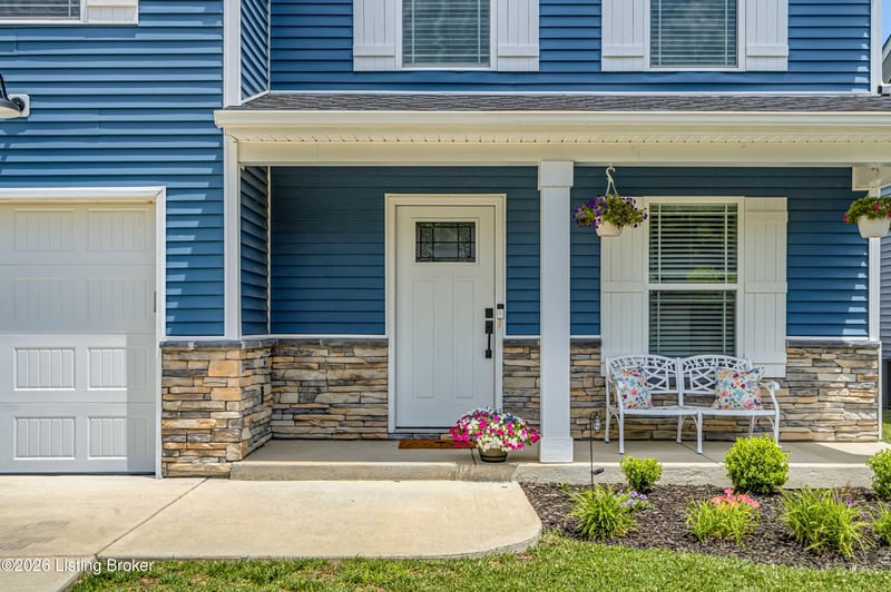 6913 Nicolas Farms Ct, Louisville, KY 40229