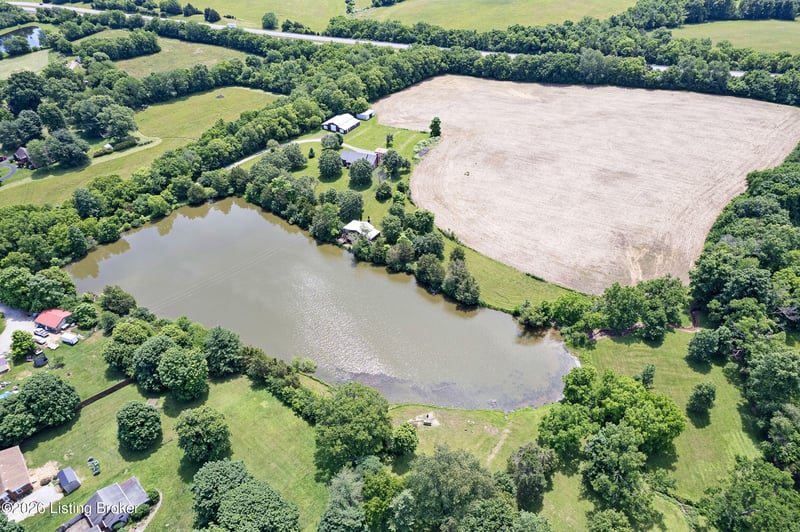 6935 Bloomfield Rd, Bardstown, KY 40004