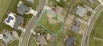 695 Ashbourne Dr, Shelbyville, KY 40065