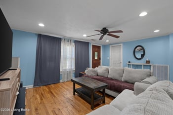 6966 Old Greenhill Rd, Bowling Green, KY 42103