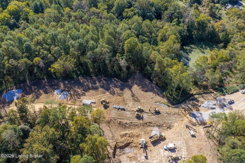 7 Banta Blvd, Pewee Valley, KY 40056