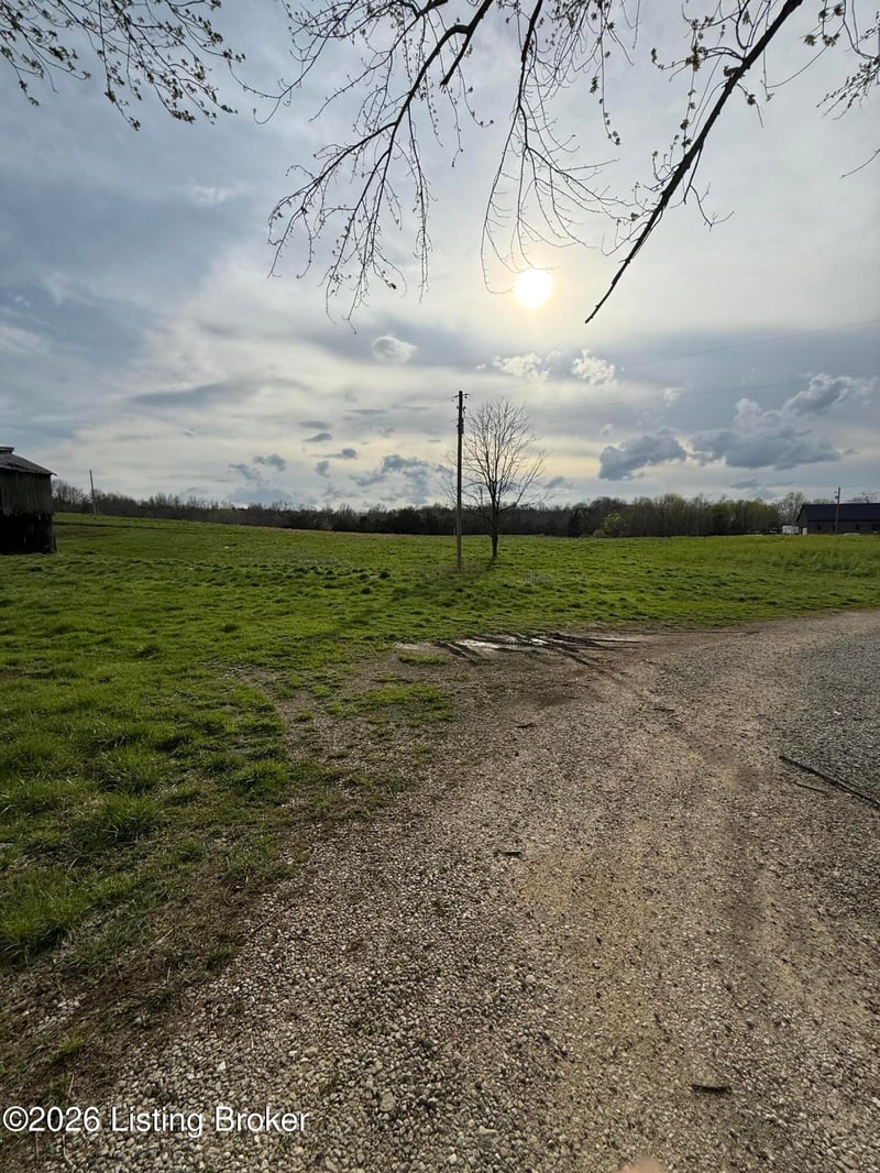 7 s Chowning Ln, Bloomfield, KY 40008