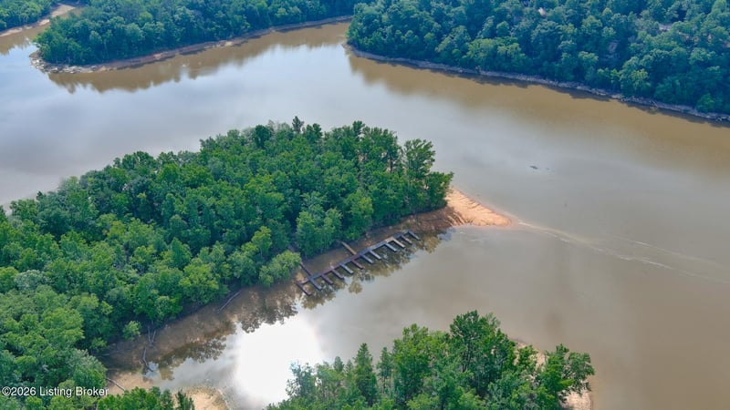 70 Dreamland Rd, Clarkson, KY 42726