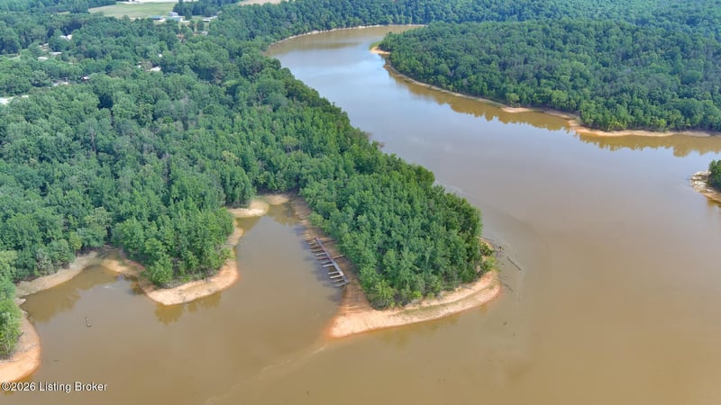 70 Dreamland Rd, Clarkson, KY 42726
