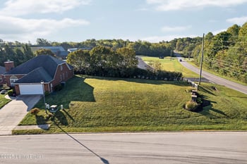 700 Abbeywood Rd, Elizabethtown, KY 42701