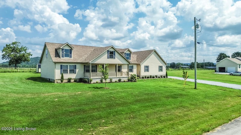 700 Aubrie Blvd, Flemingsburg, KY 41041