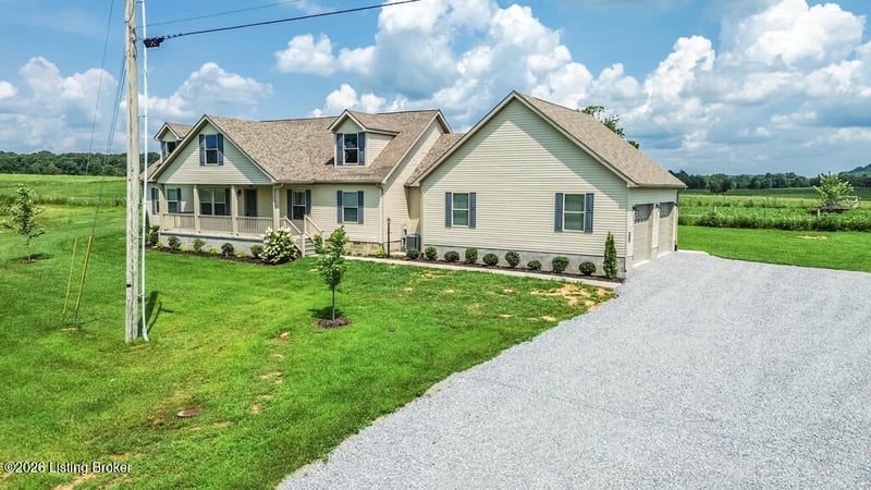700 Aubrie Blvd, Flemingsburg, KY 41041