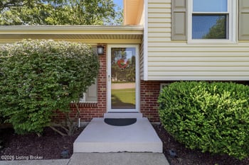 7000 Cochise Ct, Louisville, KY 40258