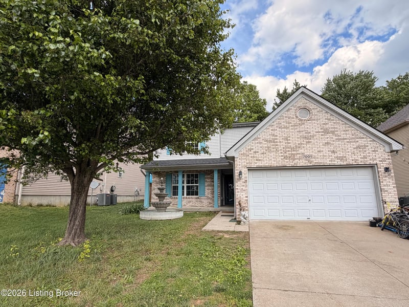 7001 Woodhaven Place Dr, Louisville, KY 40228