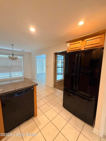 7002 Janes Farm Dr, Louisville, KY 40228