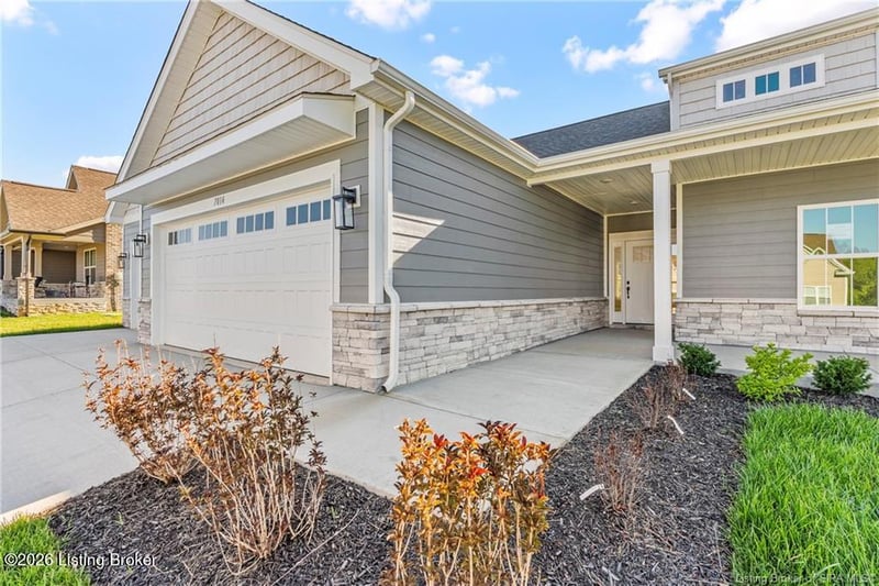 7014 Dylan Cir, Georgetown, IN 47122