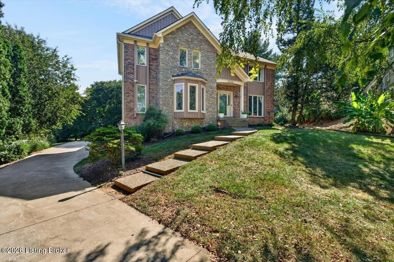 7019 Hadley Ct, Louisville, KY 40241