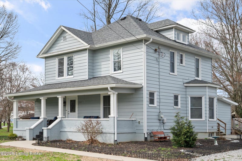 702 11th St, Carrollton, KY 41008