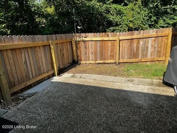 7021 Adeno Way, Louisville, KY 40291