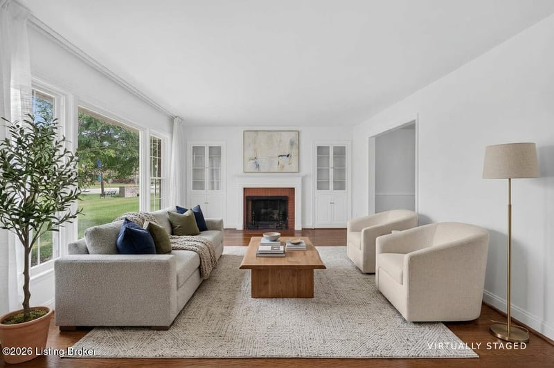 7021 Graymoor Rd, Louisville, KY 40222