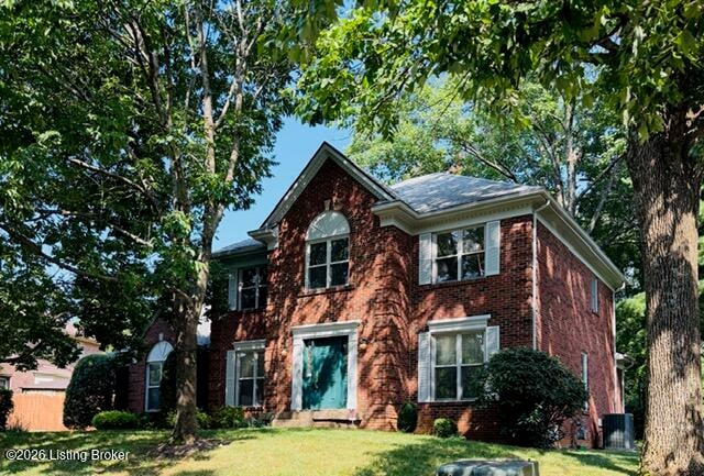703 Foxgate Rd, Louisville, KY 40223