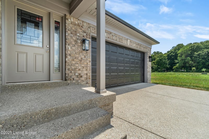 7036 Train Station Way, Louisville, KY 40272