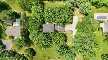 704 Evergreen Rd, Anchorage, KY 40223