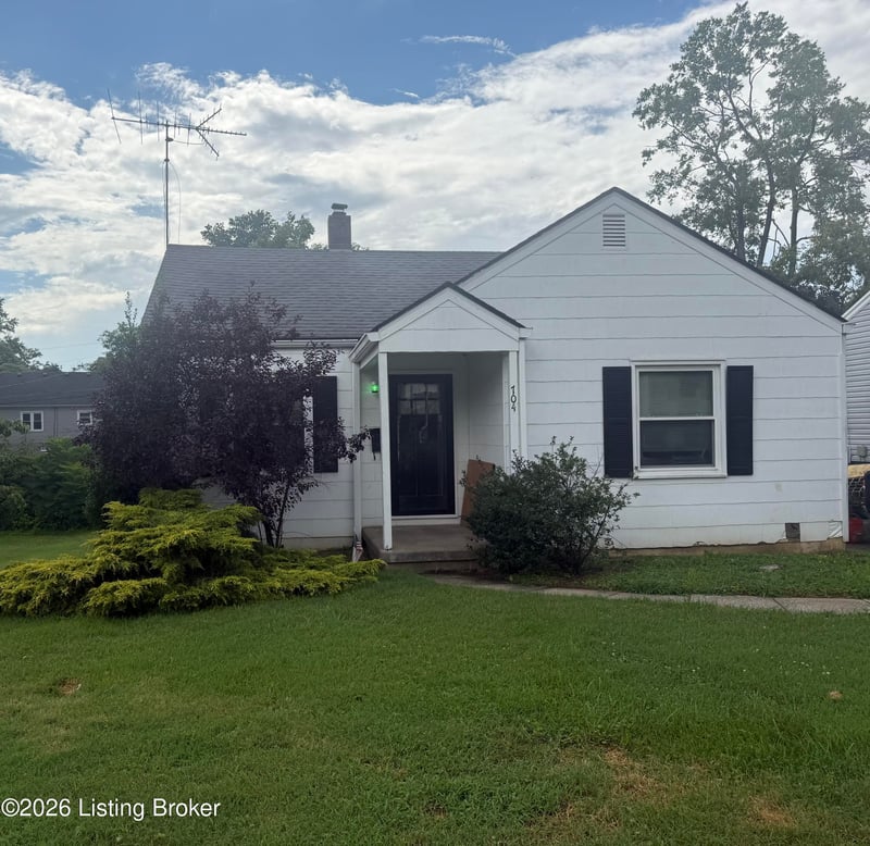 704 Greenwood Ct, Shelbyville, KY 40065
