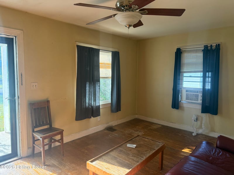 704 Greenwood Ct, Shelbyville, KY 40065