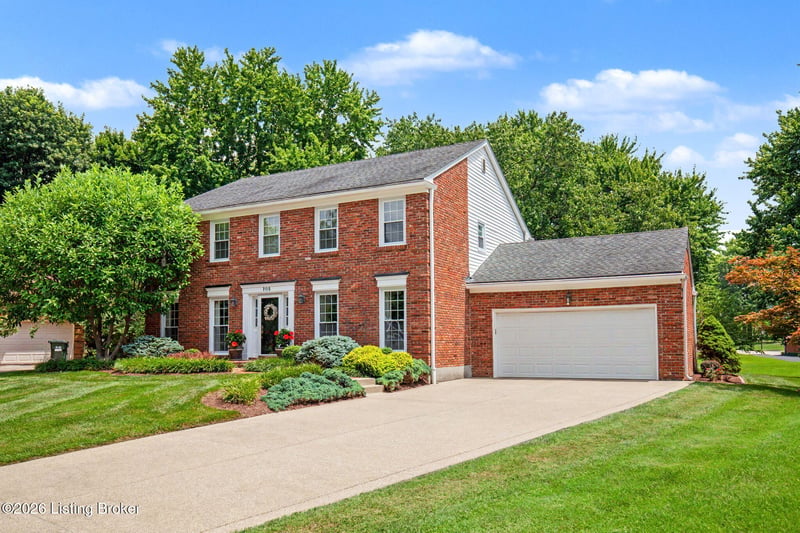705 Bell Rock Pl, Louisville, KY 40243