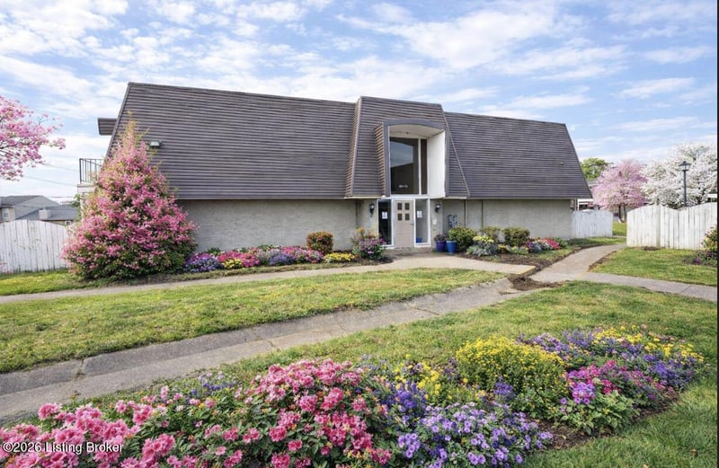 707 La Fontenay Ct, Louisville, KY 40223
