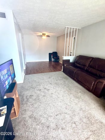 7074 Wildwood Cir #164, Louisville, KY 40291