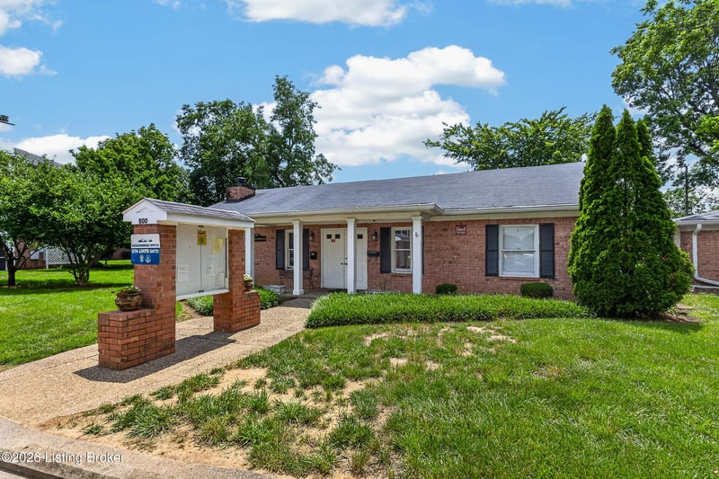 709 Donard Park Ave, Louisville, KY 40218