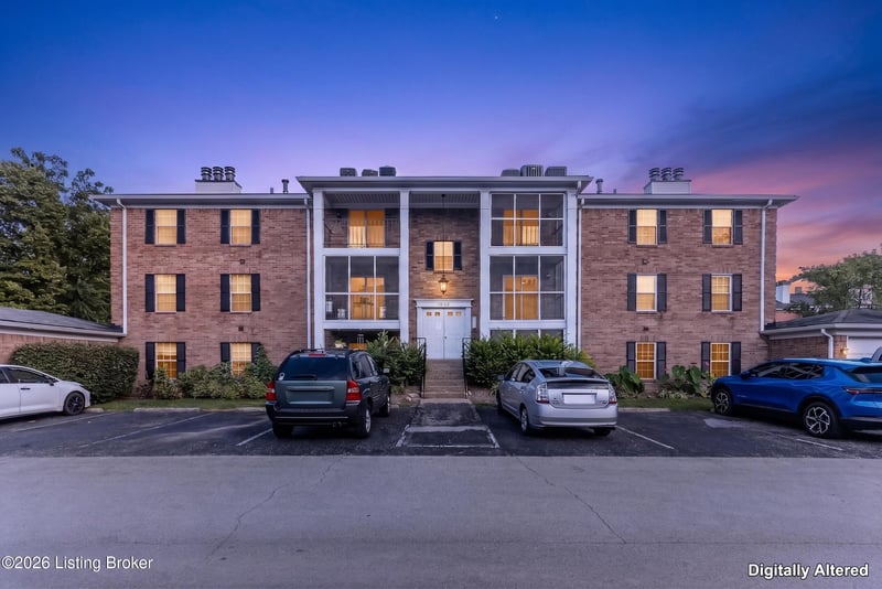 709 Donard Park Ave, Louisville, KY 40218