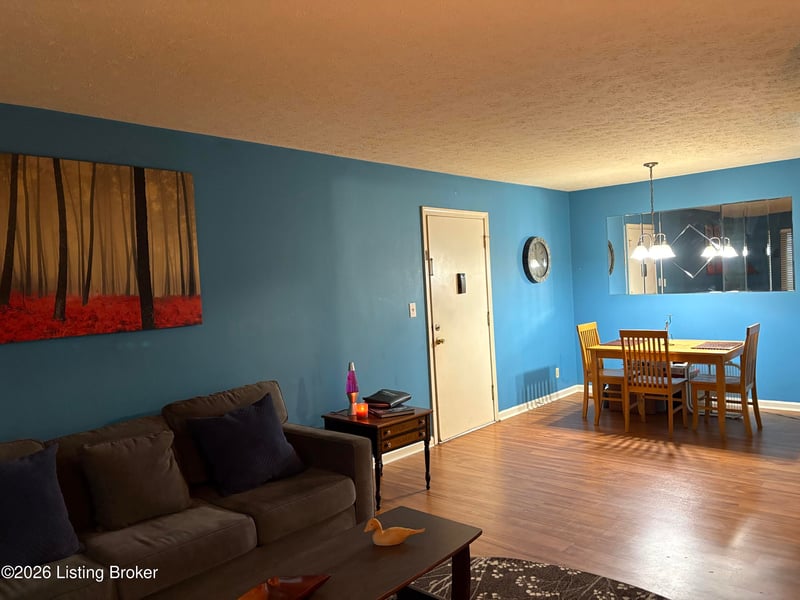 7094 Wildwood Cir #3, Louisville, KY 40291