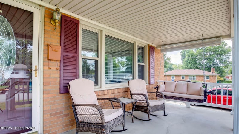 7104 Tangelo Dr, Louisville, KY 40228