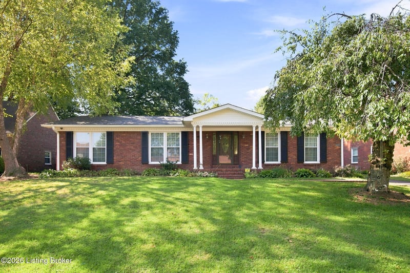 7106 Peppermill Ln, Louisville, KY 40228