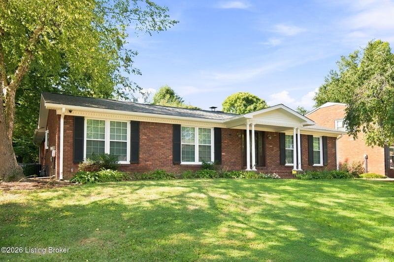 7106 Peppermill Ln, Louisville, KY 40228