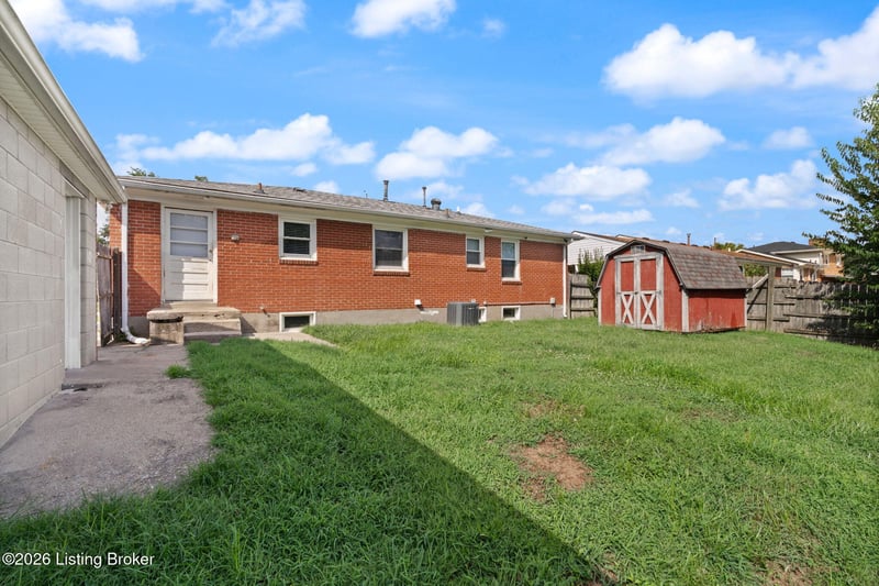 7106 Sunny Vale Way, Louisville, KY 40272
