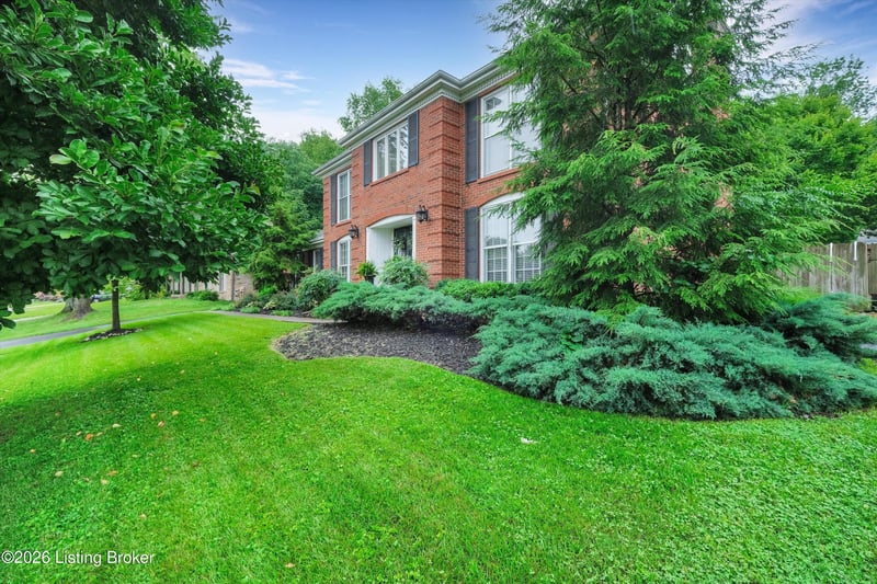 7109 Blazier Ct, Louisville, KY 40228