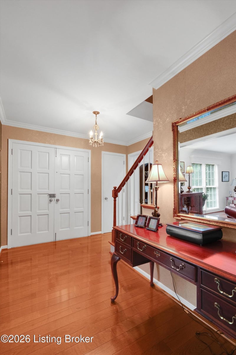 7109 Blazier Ct, Louisville, KY 40228