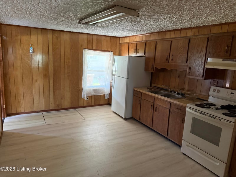 711 Meade St, Carrollton, KY 41008