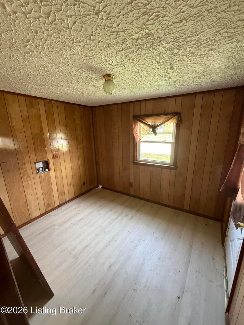 711 Meade St, Carrollton, KY 41008