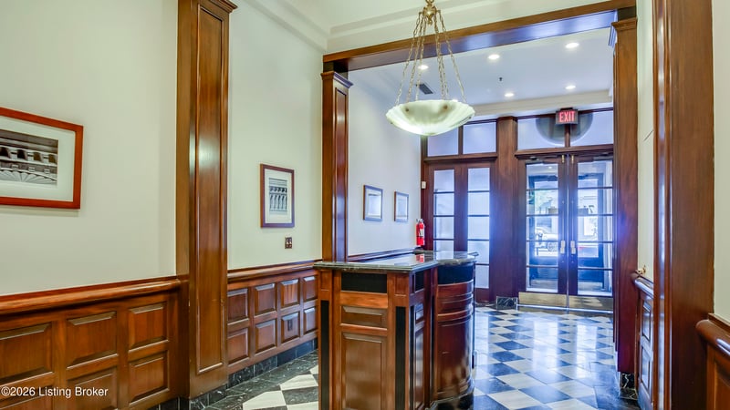 711 W Main St #APT A, Louisville, KY 40202