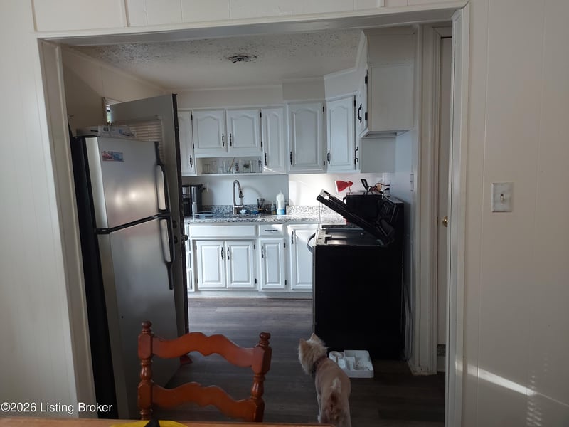 717 Compton St, Louisville, KY 40208