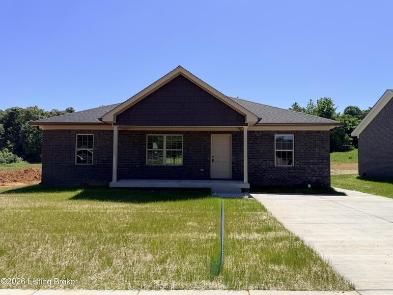 72 Democratic Ct, Radcliff, KY 40160