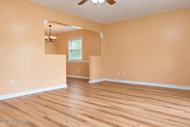 7209 Lawnside Dr, Louisville, KY 40214