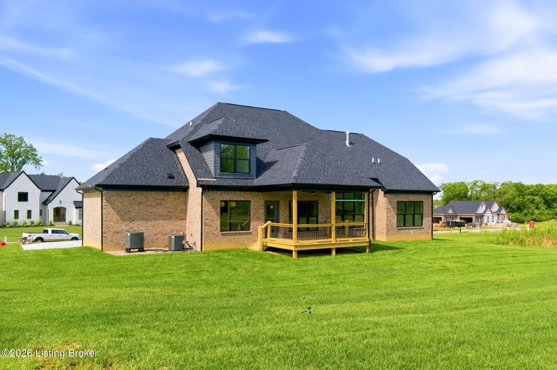 7209 Sunset Ln, Crestwood, KY 40014