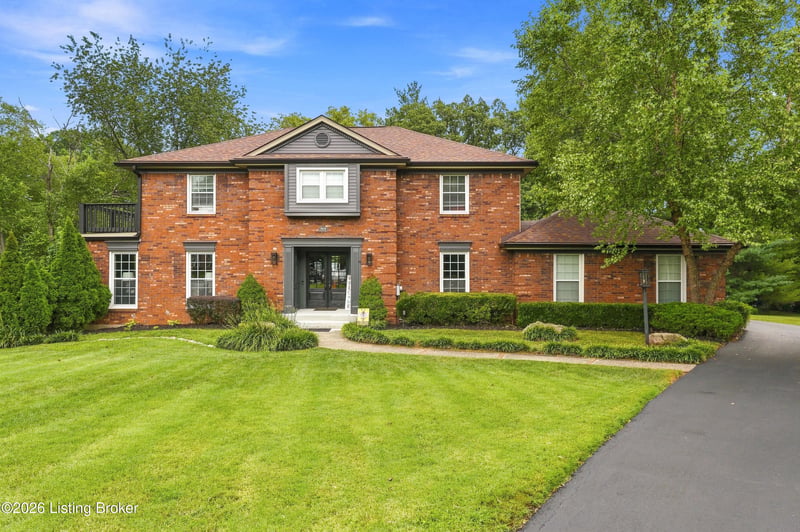 7216 Shefford Ln, Louisville, KY 40242