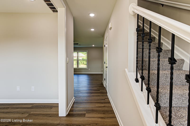 7217 Jacks Ldg, Louisville, KY 40291