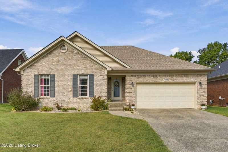 7221 Strive Ln, Louisville, KY 40258