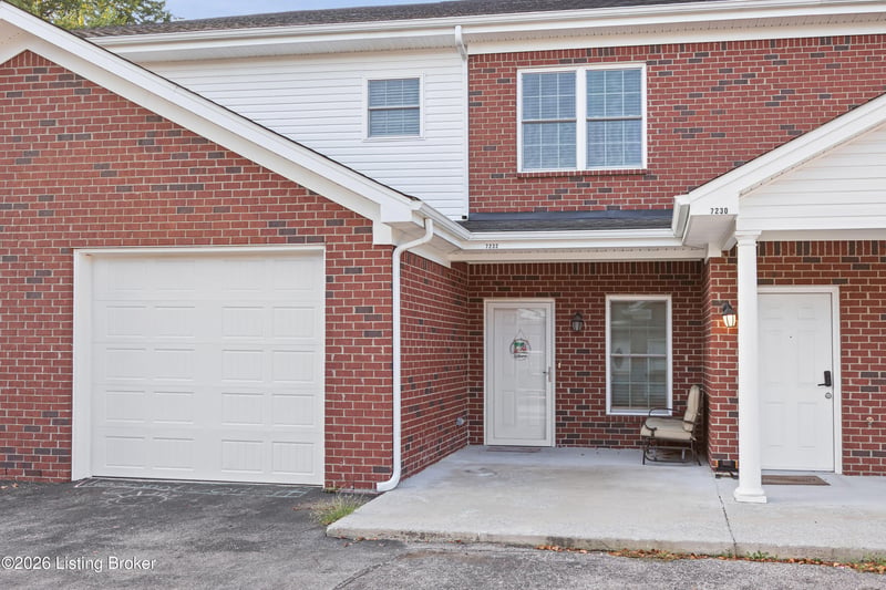 7232 Correll Pl Dr, Louisville, KY 40228