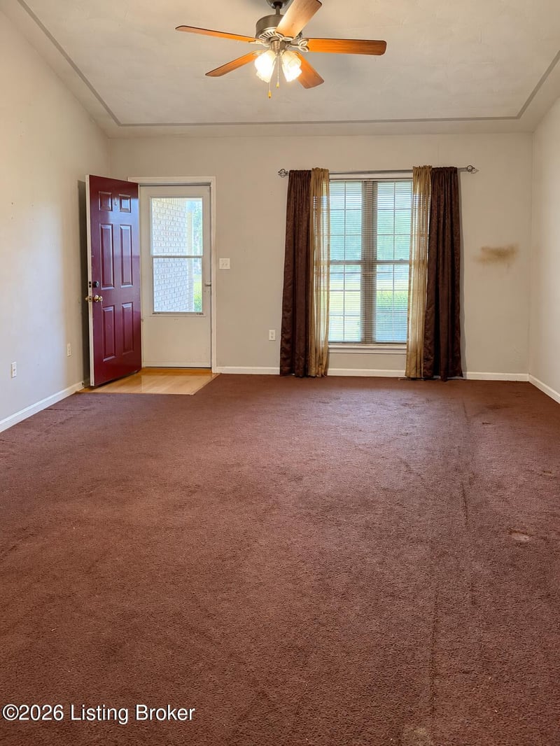 7240 Strive Ln, Louisville, KY 40258